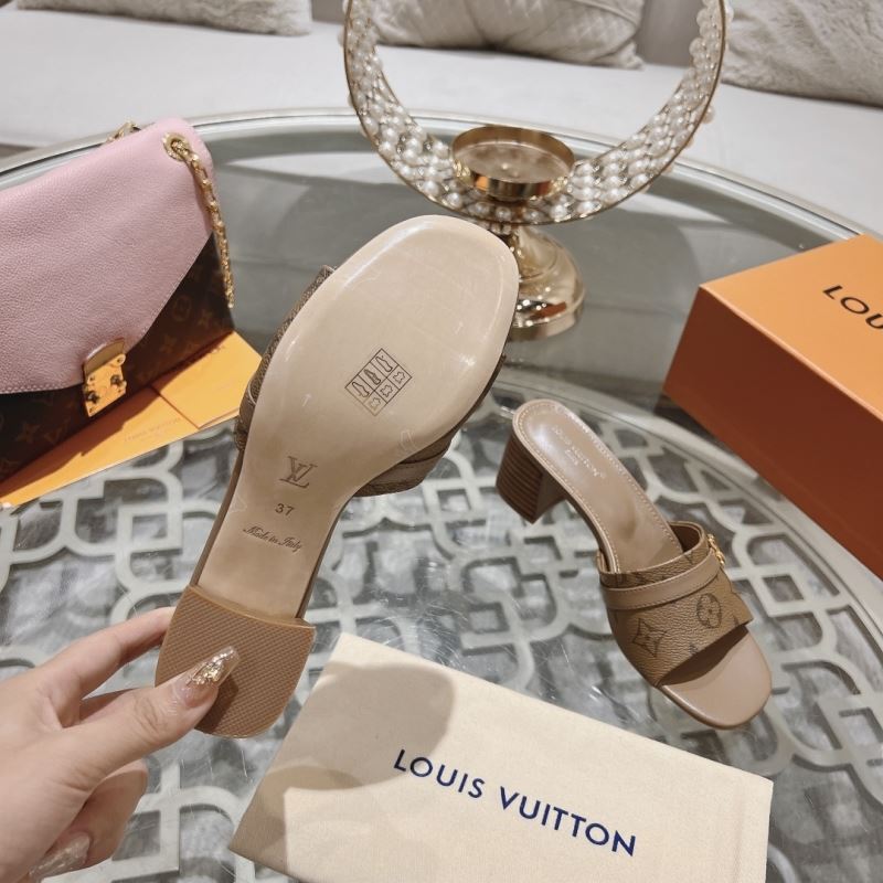 Louis Vuitton Slippers